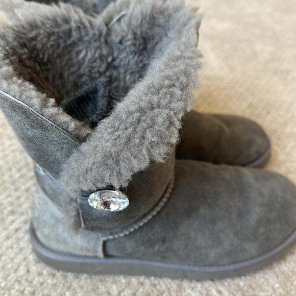 UGG Australia 3349 Women's Gray Mini Bailey Button Bling size 8 2000s - Picture 3 of 5